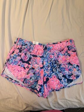 Lilly Pulitzer Shorts XL